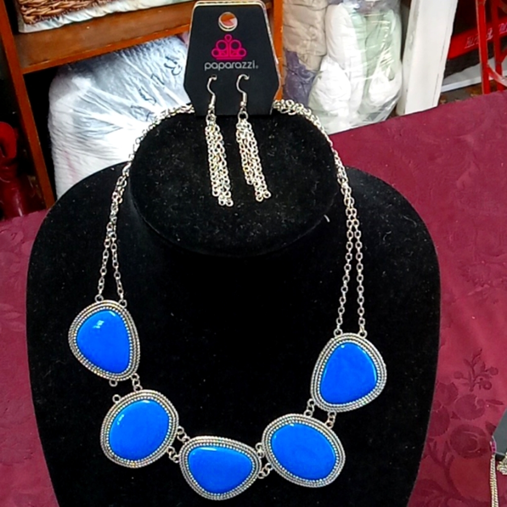 Necklace set